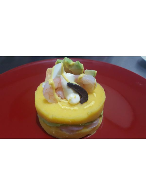 Causa de camarones